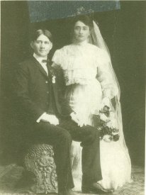 Wedding of Peter and Mary Zanter Hundt, 1904