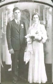 Wedding of Harry and Kathryn Humphrey Brownell, 1936