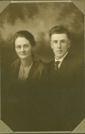 Wedding of Robert & Mary Griffith Davis, 1915