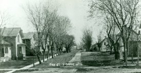 Postcard View of Oak and 16th Sts. Facing East.