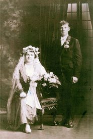 Wedding of William and Mayme Arentz, 1917