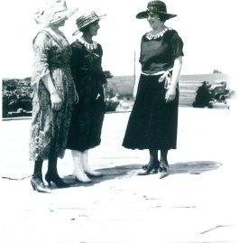 Three Middle Ridge Women in Style