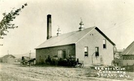 Farmer's Coop Creamery , est. 1913